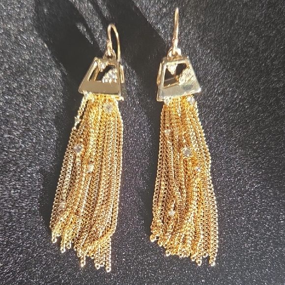 The Unbranded Brand Jewelry - Chic Gold Tassel Earrings